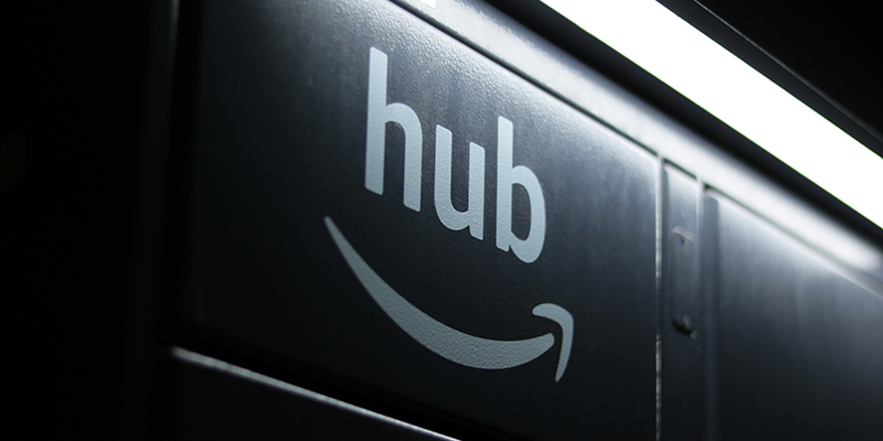 Hub Locker logo on a parcel locker